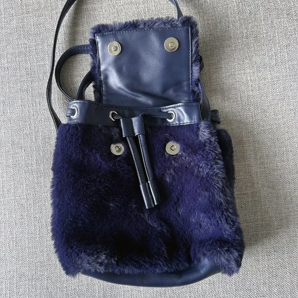 Swarovski faux fur mini backpack purse handbag, dark blue, adjustable straps - Picture 6 of 8